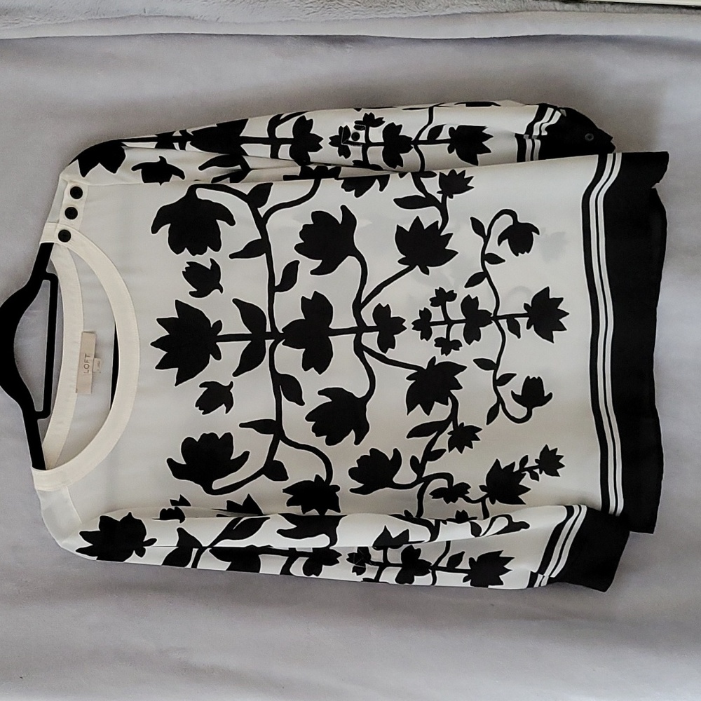 LOFT Long Sleeve Blouse